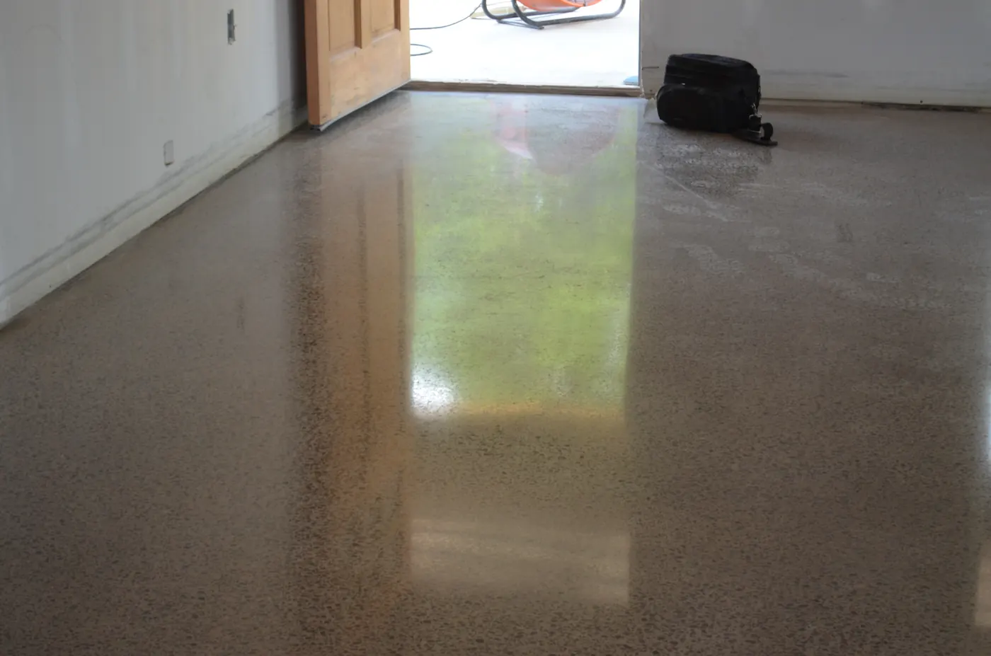 Glossy polished commercial floor
