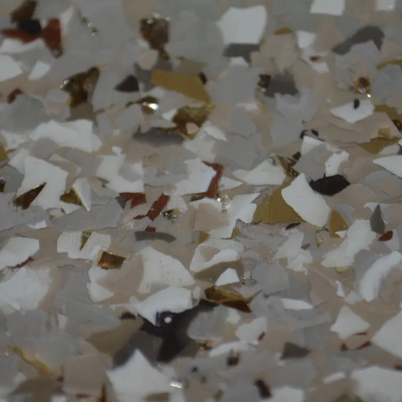 Creekbed flake color